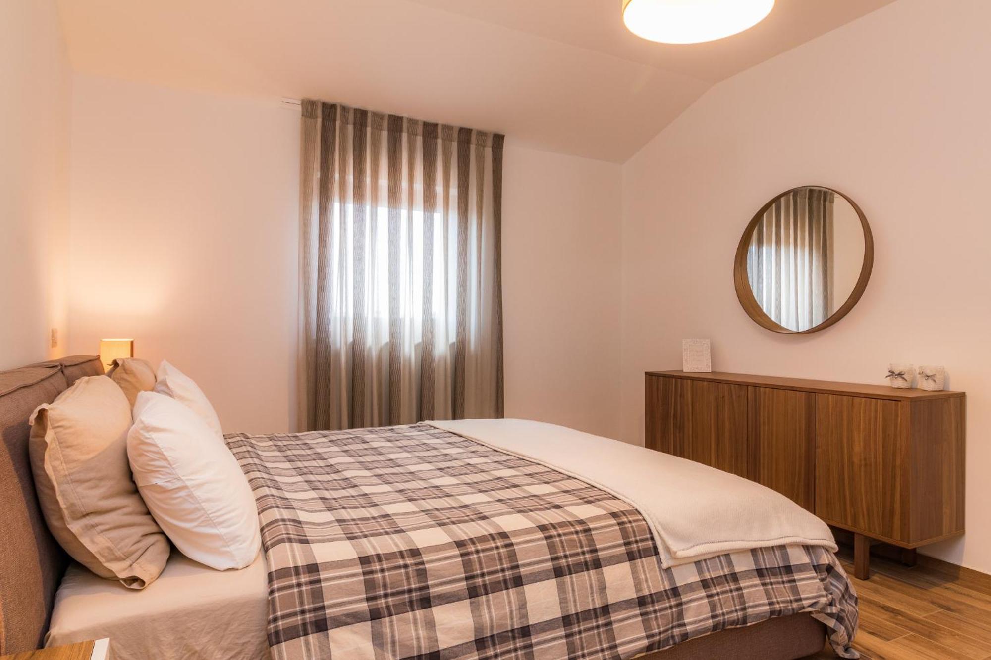 Villa Roma Near Pula For 6 People With Private Pool Jadreški 外观 照片