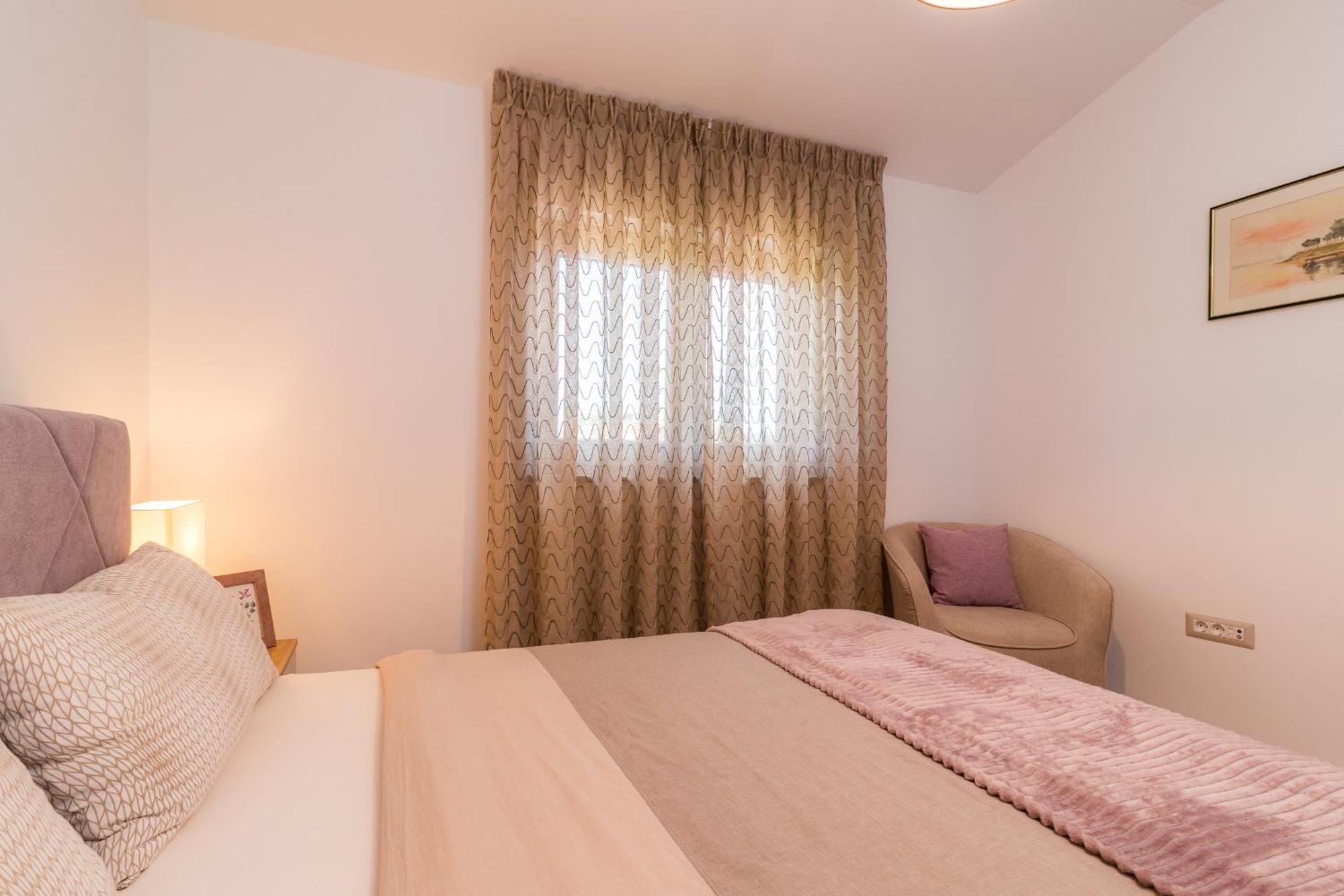 Villa Roma Near Pula For 6 People With Private Pool Jadreški 外观 照片