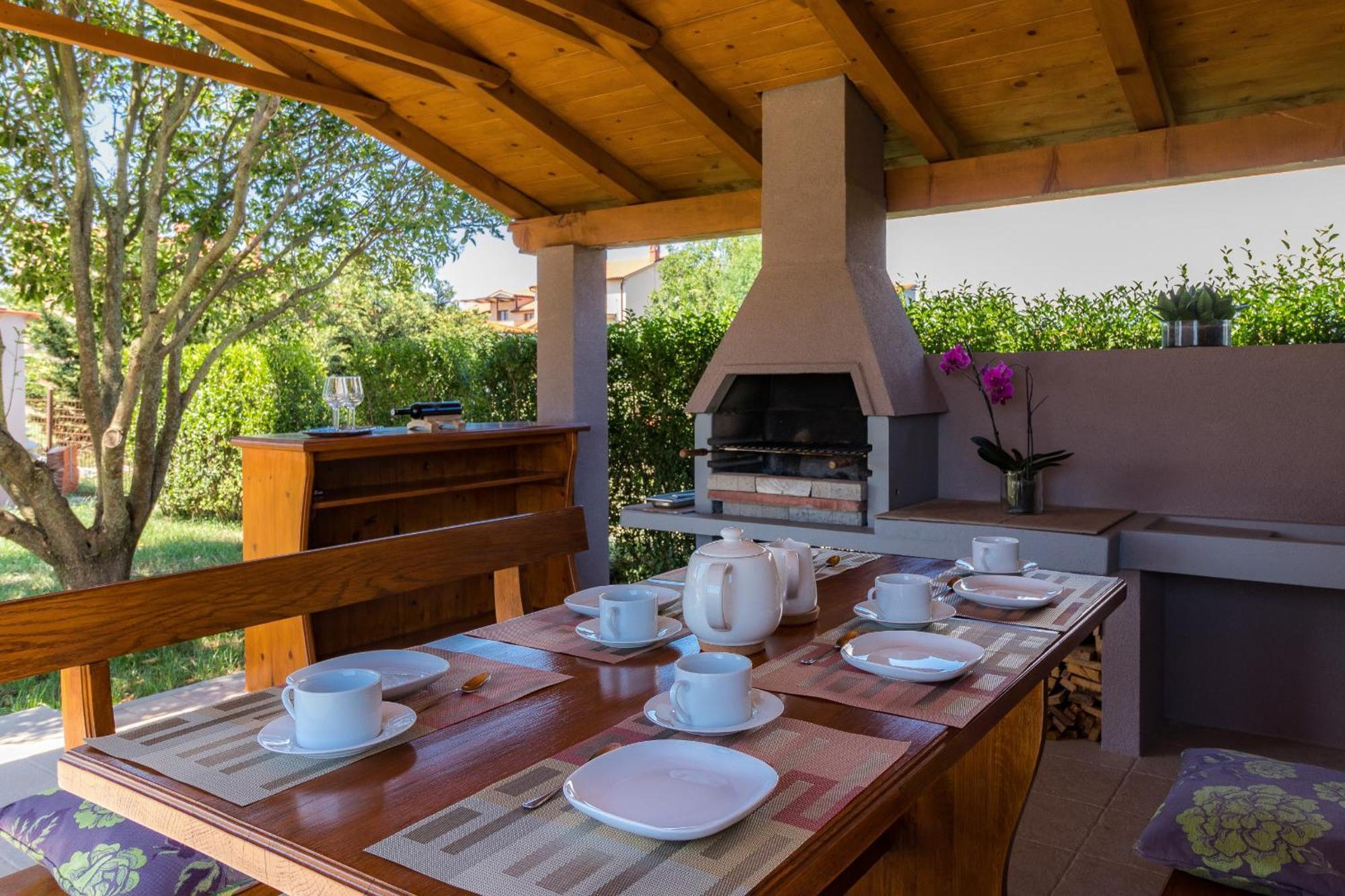 Villa Roma Near Pula For 6 People With Private Pool Jadreški 外观 照片