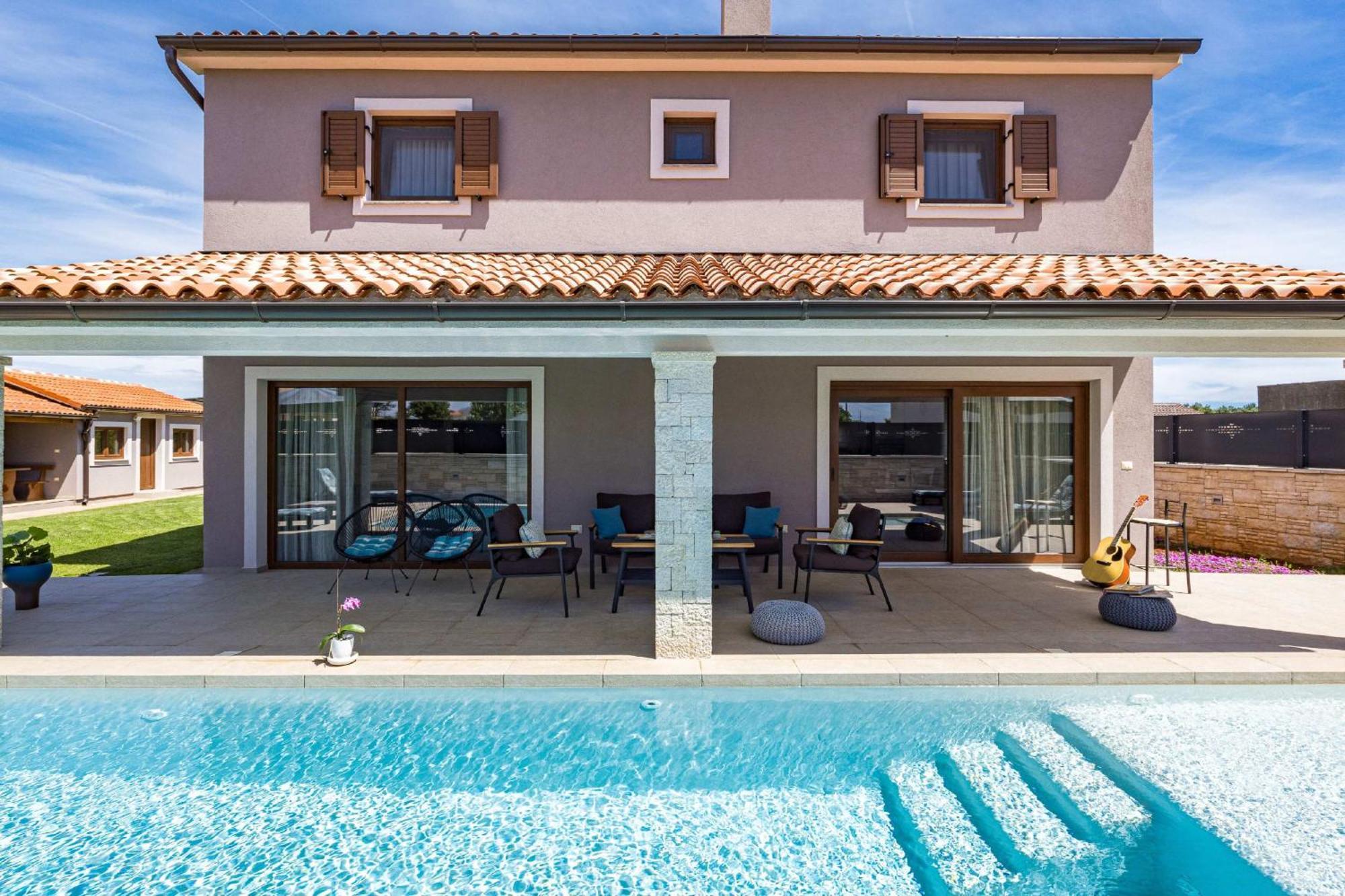 Villa Roma Near Pula For 6 People With Private Pool Jadreški 外观 照片